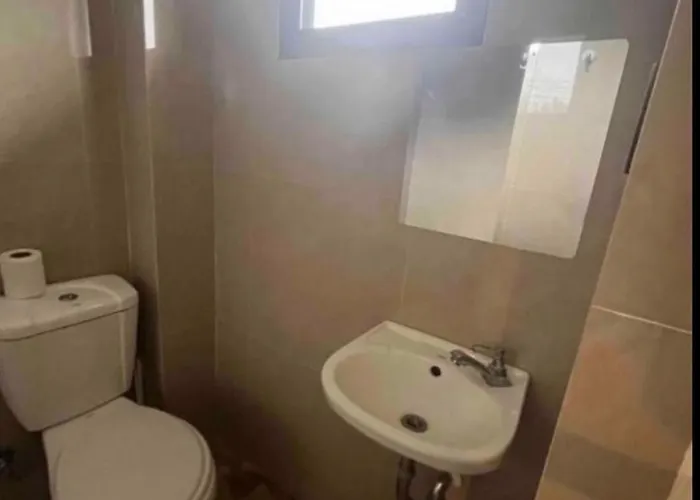 In Mactan, Cebu- Room204 アパート *